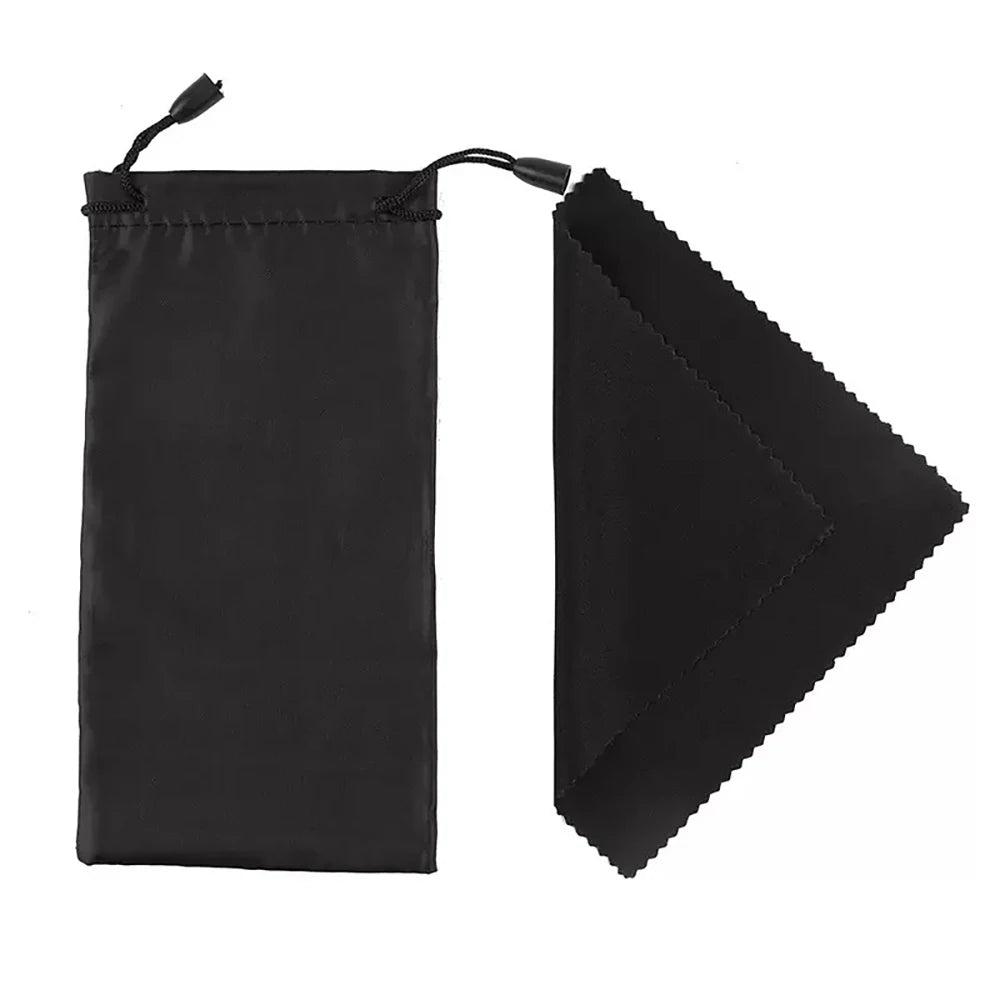 Étui noir et chiffon de nettoyage pour lunettes de soleil La Parisienne de Glassy Mood