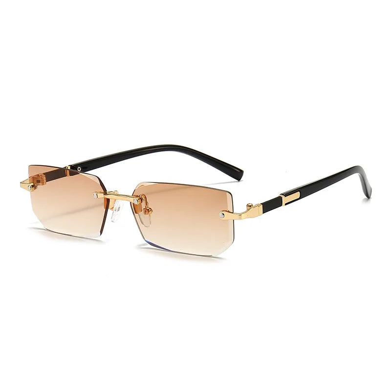 Lunettes de soleil Glassy Mood avec verres teintés marron et monture noire élégante sans contour
