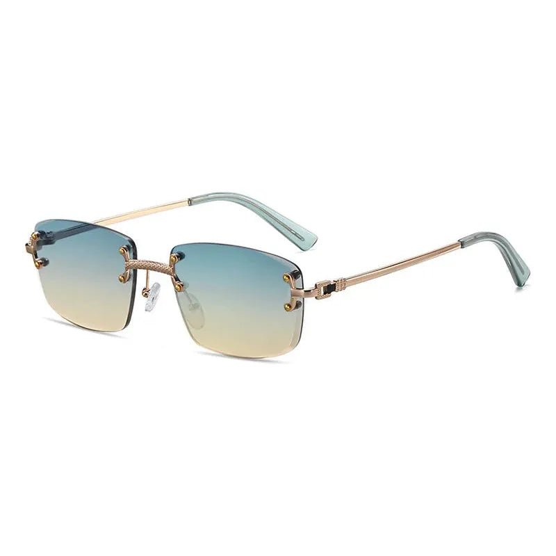 Lunettes de soleil rectangulaires punk avec verres dégradés bleus et monture métallique dorée