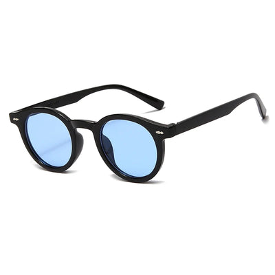 Lunettes de soleil Glassy Mood à monture noire et verres teintés bleus pour un style moderne
